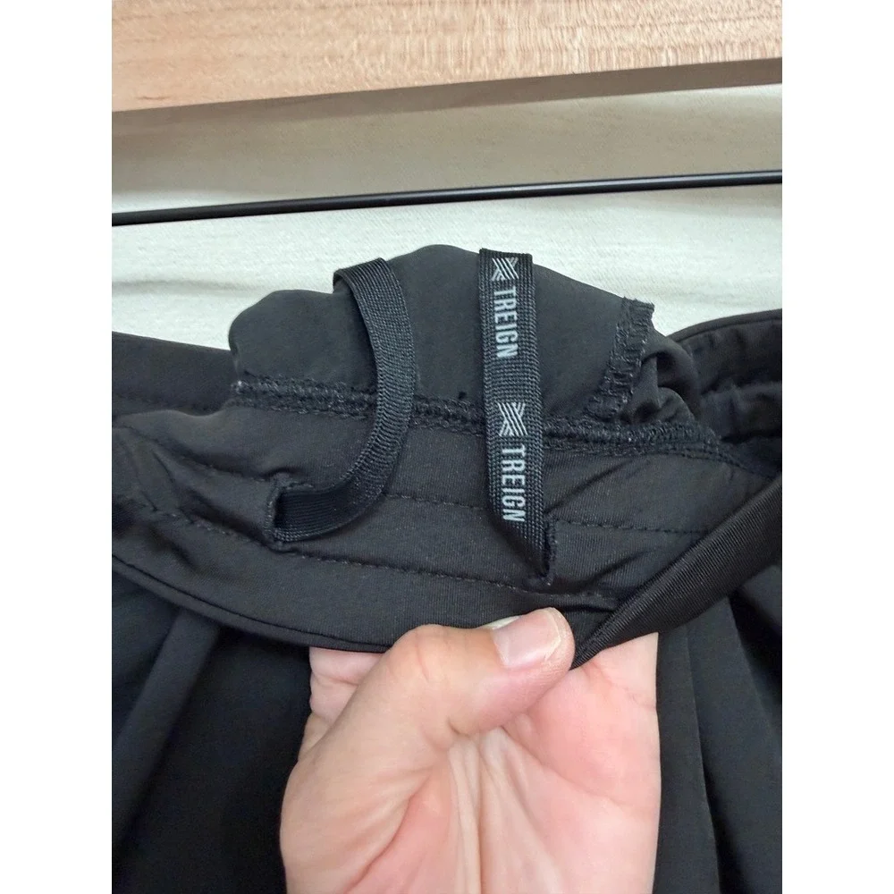 Treign Mens Performance Running Shorts Large Black Zip Pocket 7 Inch Mesh Panel